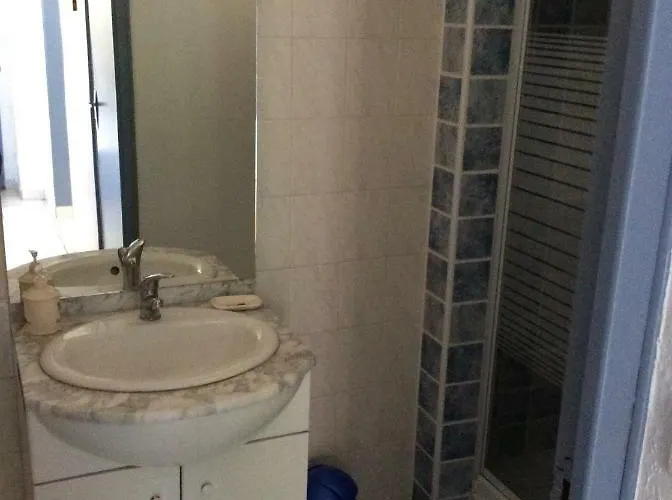 La Source Milieu Lägenhet *